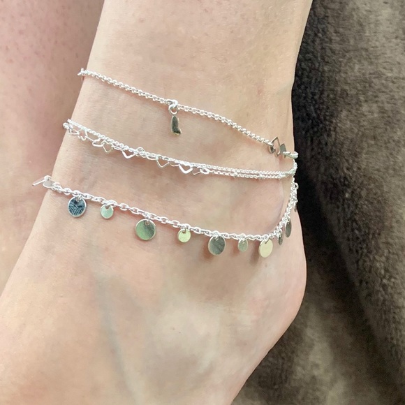 Sterling Silver Minimalist Heart Dangle Anklet - Picture 4 of 6